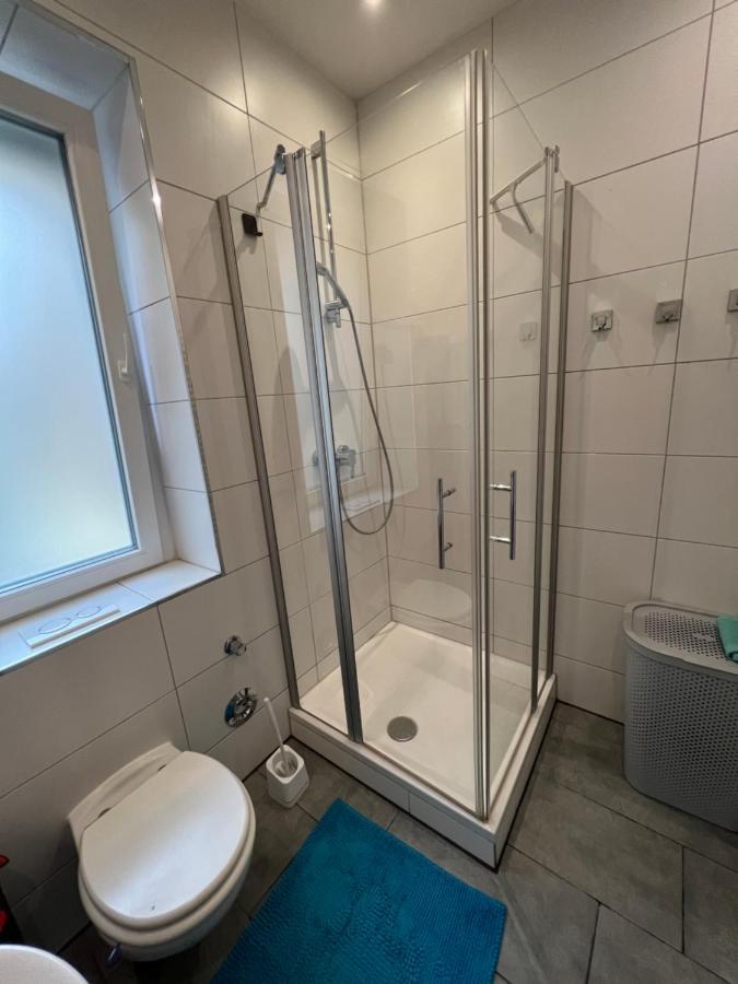 Zentral Gelegene Wohnung Nuremberg Bagian luar foto