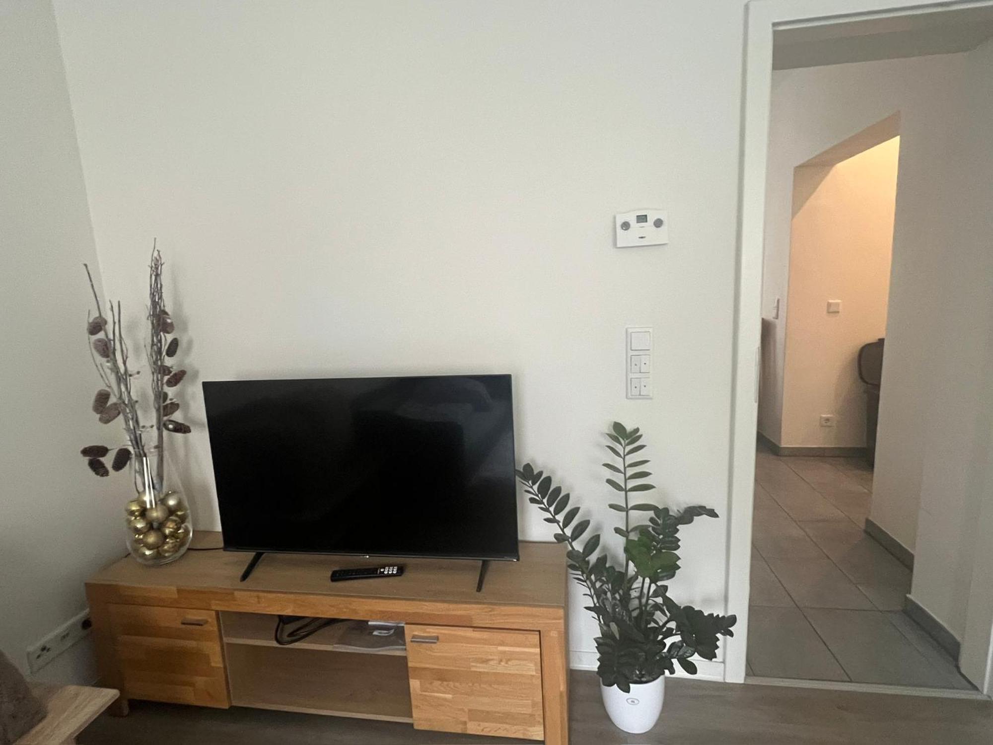 Zentral Gelegene Wohnung Nuremberg Bagian luar foto