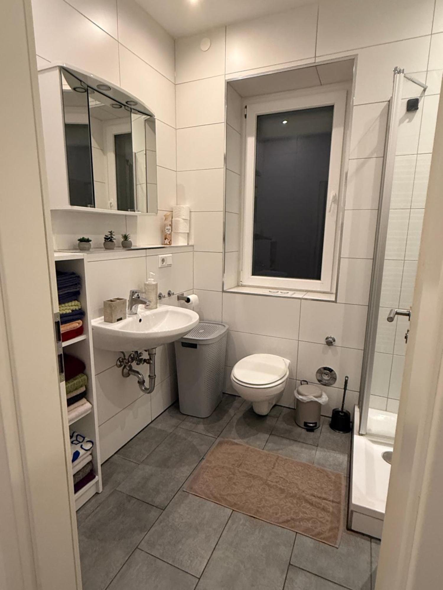 Zentral Gelegene Wohnung Nuremberg Bagian luar foto