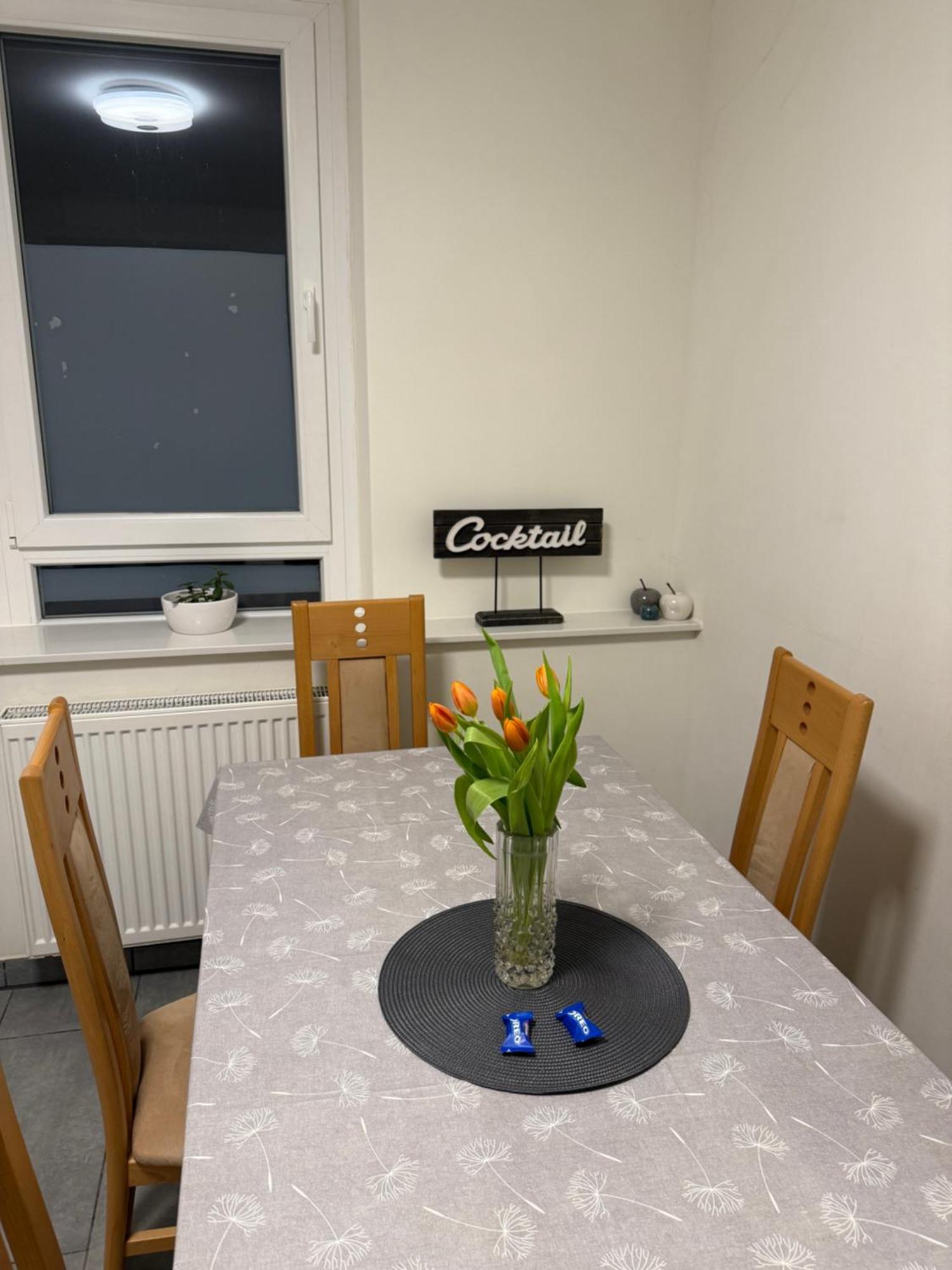 Zentral Gelegene Wohnung Nuremberg Bagian luar foto