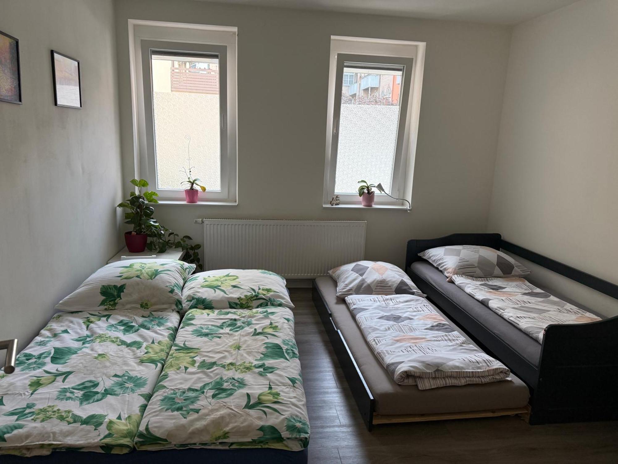 Zentral Gelegene Wohnung Nuremberg Bagian luar foto